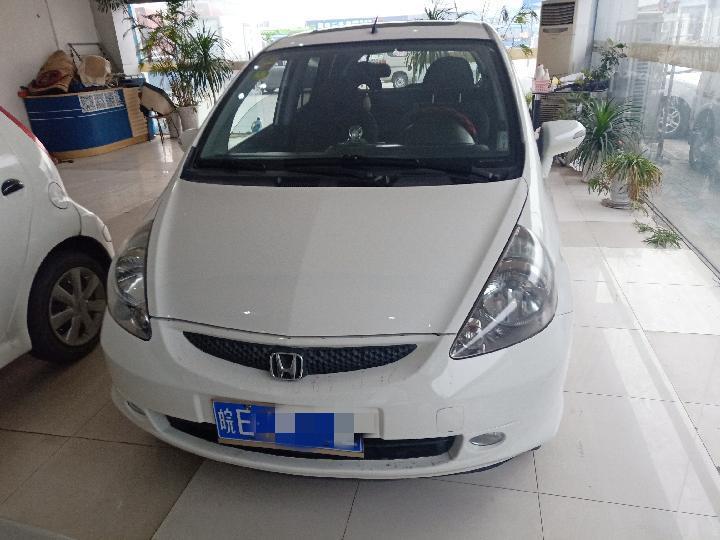 【马鞍山】2006年6月 本田 飞度 2006款 1.5 cvt 白色 自动档