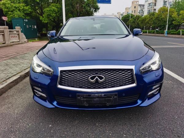 英菲尼迪 Q50L  2018款  2.0T 逸享版 国VI