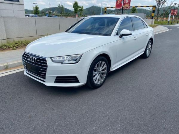 奥迪 奥迪A4L  2017款 Plus 40 TFSI 进取型