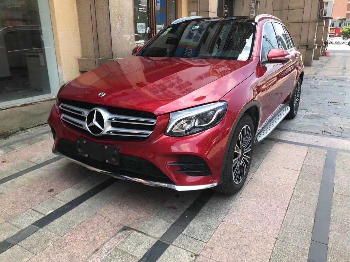 九江2018年11月奔驰奔驰glc2019款glc260l4matic动感型红色手自一体