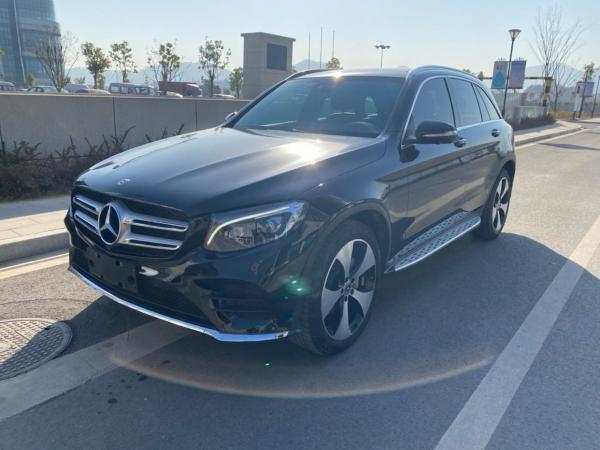 奔驰 奔驰GLC  2018款 GLC 260 4MATIC 豪华型