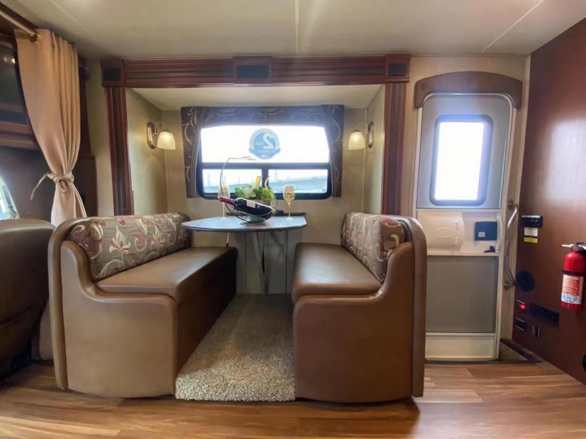 【大连】2018年9月 福特e450原装进口 手自一体