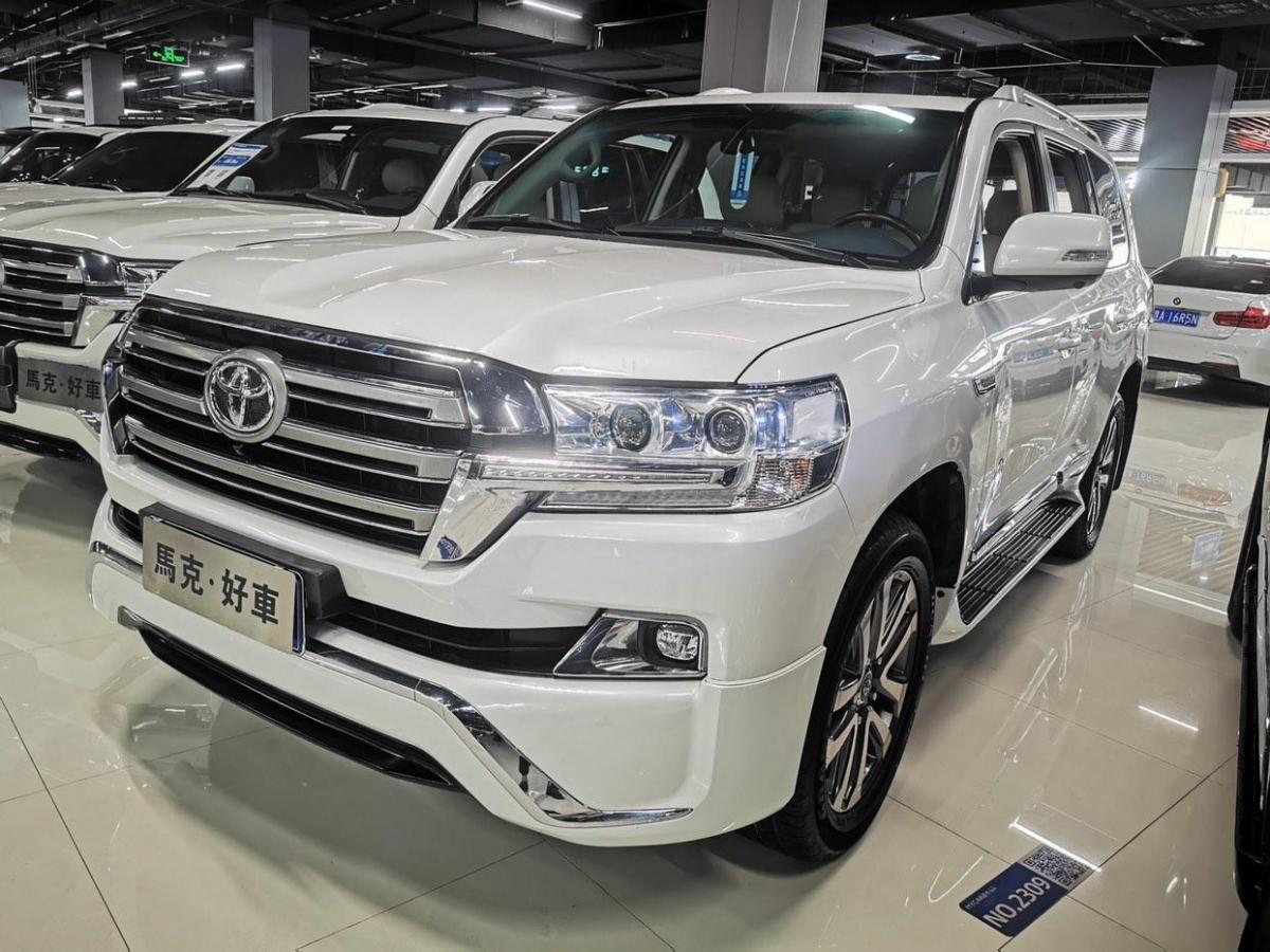 郑州2019年4月丰田兰德酷路泽2015款46lv8中东限量版白色手自一体