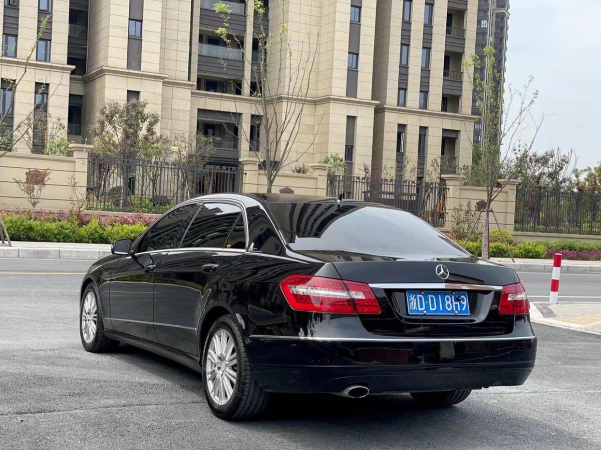 奔驰 奔驰e级 2013款 e 260 l cgi优雅型图片