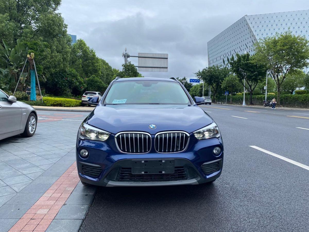 福州2017年08月宝马宝马x12016款sdrive18li时尚型蓝色手自一体