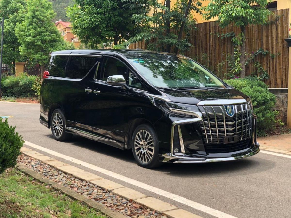 【昆明】2018年4月 丰田 埃尔法 2018款 3.5l 豪华版 手自一体