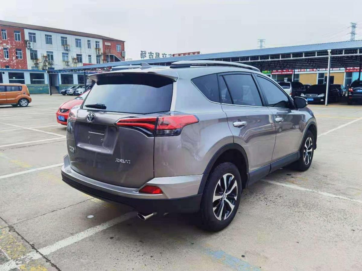 【洛阳】2018年6月 丰田rav4荣放 2018款 2.0l cvt两驱风尚x版 自动档
