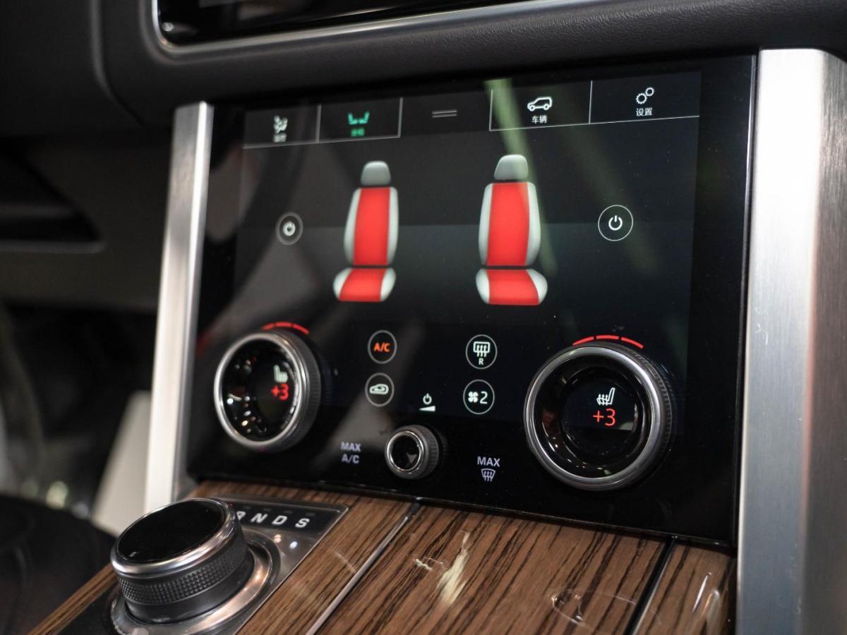 沈阳2019年7月路虎揽胜30t汽油hse中东白色自动档