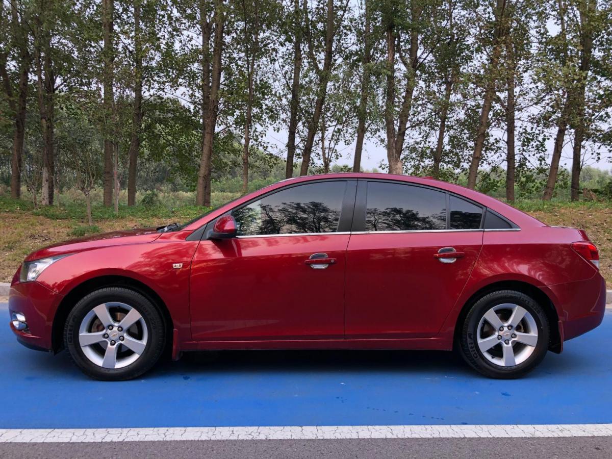 【济南】2009年9月 雪佛兰 科鲁兹 2009款 1.8l se at 自动档