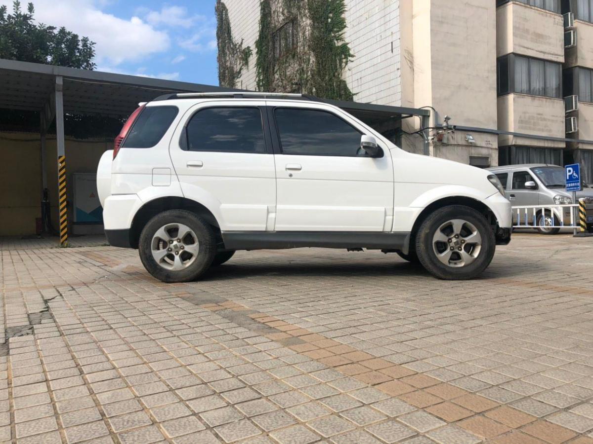 【南昌】2009年12月 众泰5008 2008款 1.5l 手动标准型 手动挡