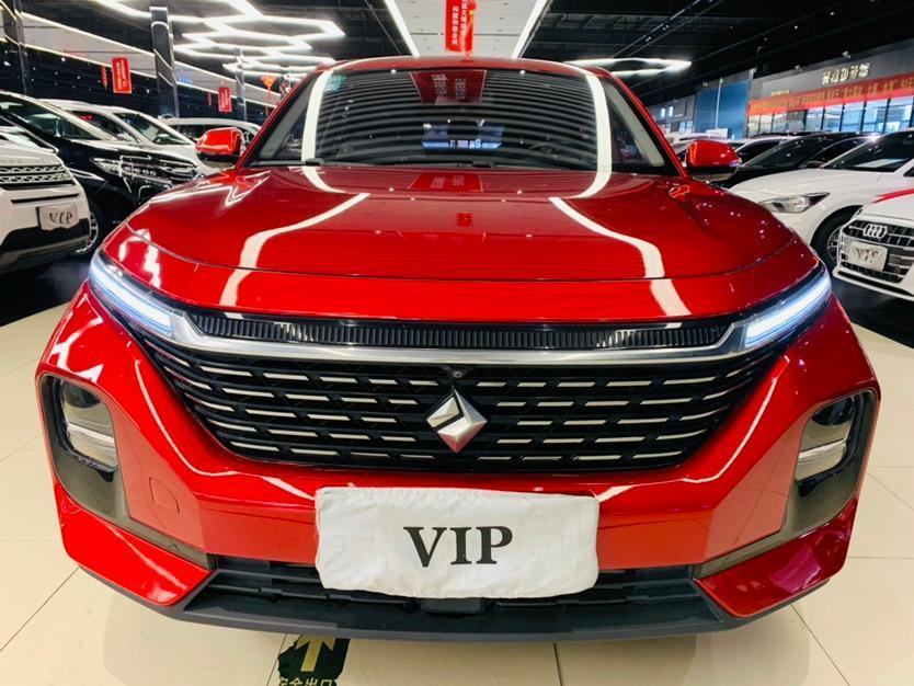 台州2020年8月宝骏新宝骏rc52020款15tcvt智耀豪华型红色自动档