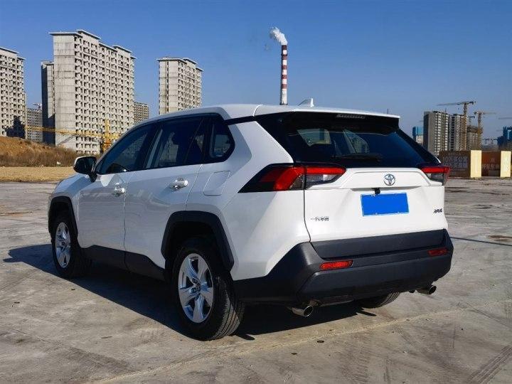 豐田 rav4榮放 2021款 2.0l cvt兩驅都市版圖片