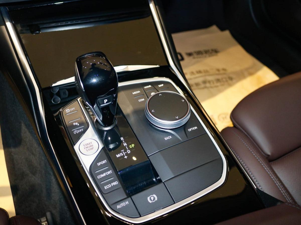 宝马 宝马3系  2022款 320li m运动套装图片