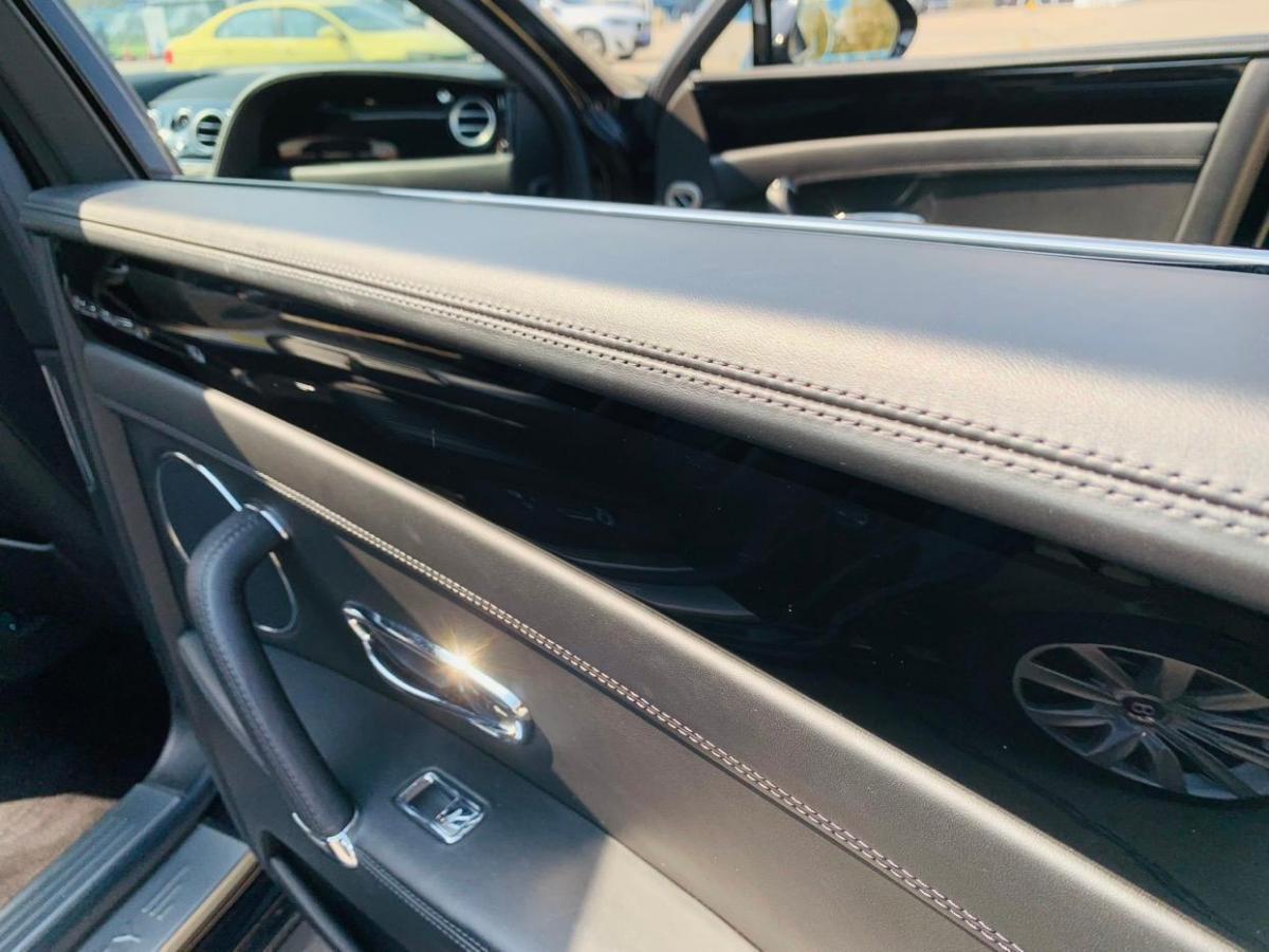 宾利 飞驰  2017款 4.0T V8 标准版图片