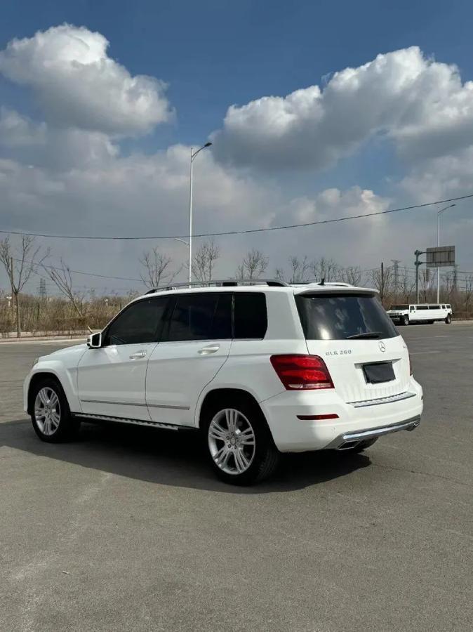 奔馳 奔馳GLK級(jí)  2014款 GLK 260 4MATIC 動(dòng)感型圖片