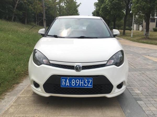 南京2013年7月名爵名爵32013款mg313l舒适版白色自动档