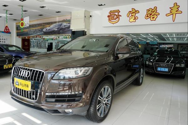 奥迪 奥迪Q7  2013款 Q7 35TFSI quattro 舒适型