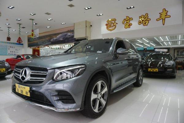 奔驰 奔驰GLC  2017款 GLC260 2.0T 4MATIC 豪华型