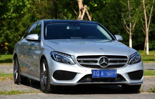 【北京】2014年8月 奔驰 c级 c300 2.0t 运动版 银灰 自动档