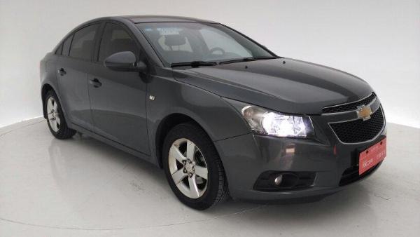 【江苏】2012年10月 雪佛兰 科鲁兹 1.6 sl 天地版 灰色 手自一体