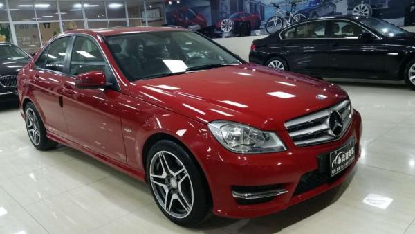 【莆田】2014年3月 奔驰c180 红色 自动档