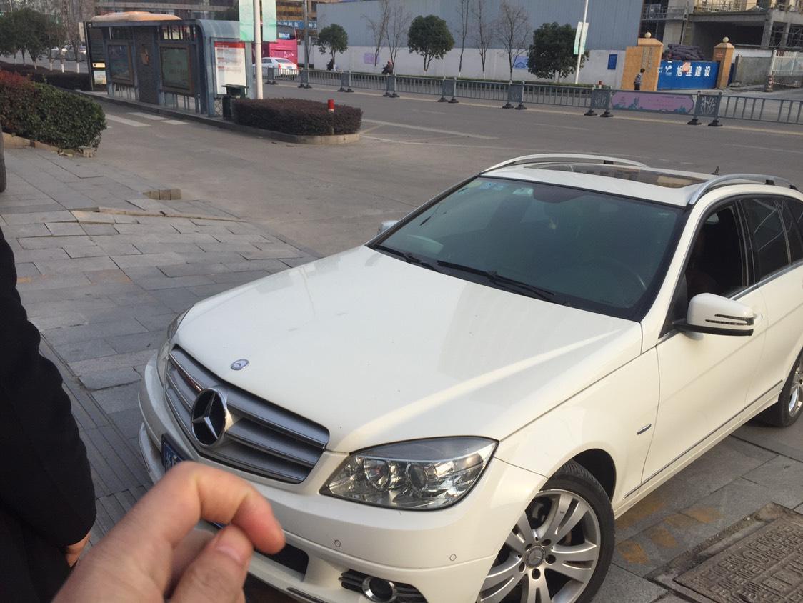 【湖州】2010年12月 奔驰 奔驰c级 2010款 c200 cgi 1.