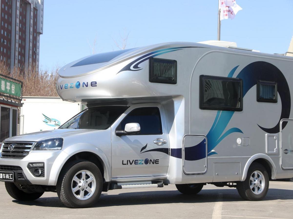 【沈阳】2017年10月 长城风骏房车 2.0t 柴油 银灰 手动挡