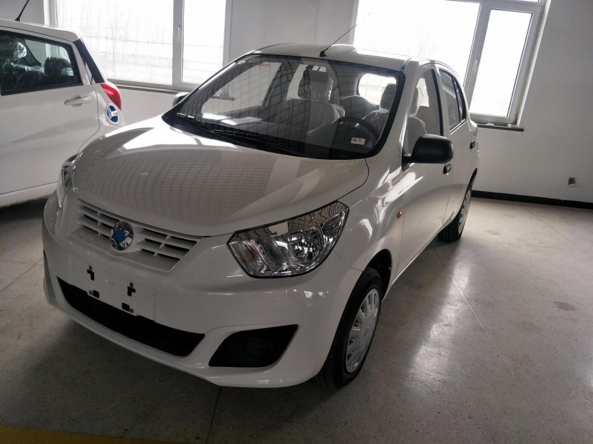 唐山2018年12月东风er30白色自动档