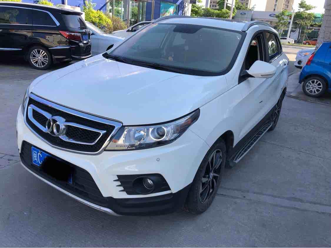 泉州2017年4月北汽绅宝x552016款15tcvt豪华版白色自动档