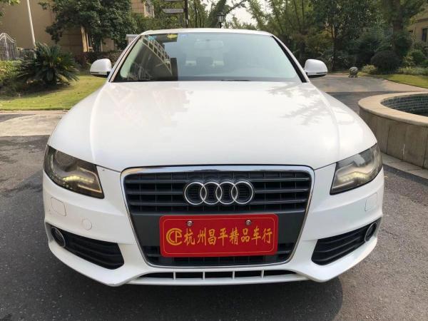 奥迪 奥迪A4L  2012款 2.0 TFSI 自动标准型