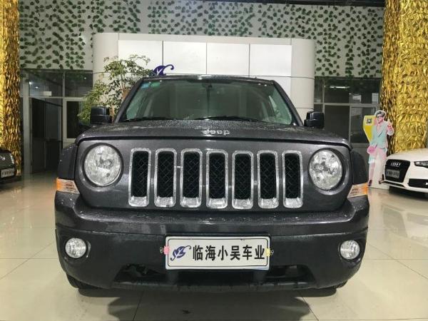 Jeep 自由客  2015款 2.0L 运动版 两驱