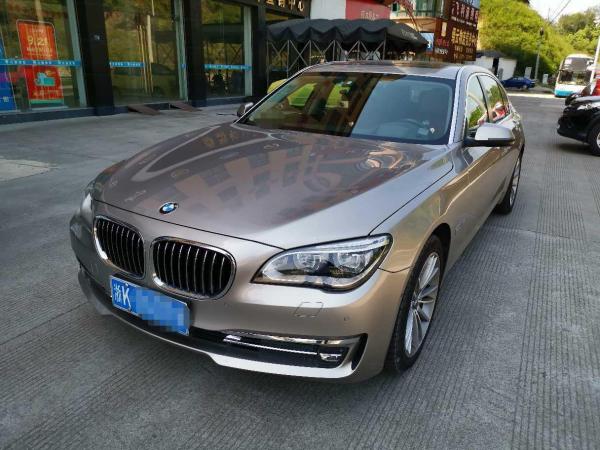 宝马 宝马7系  2013款 740Li 领先型