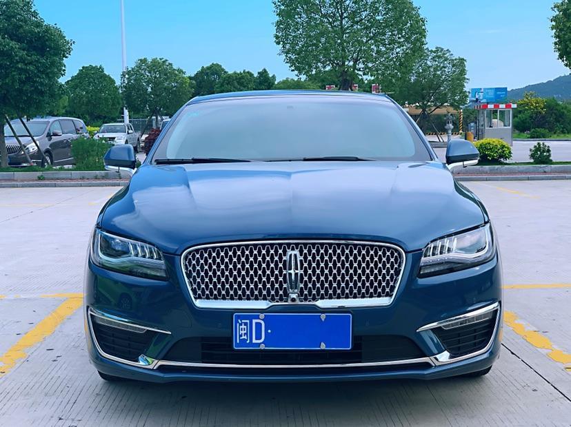 厦门2019年9月林肯mkz2019款20t尊享版国v蓝色手自一体