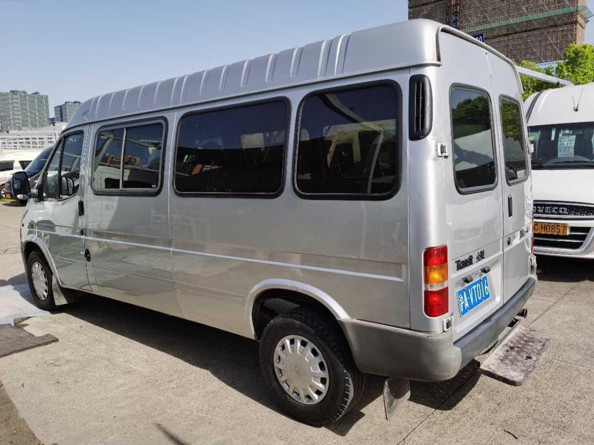 江铃福特全顺图片(江铃福特全顺9座车图片价格)