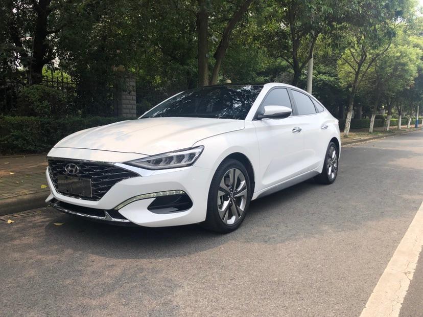 【苏州】2019年6月 现代 菲斯塔 2019款 280tgdi 智速版 白色 自动档