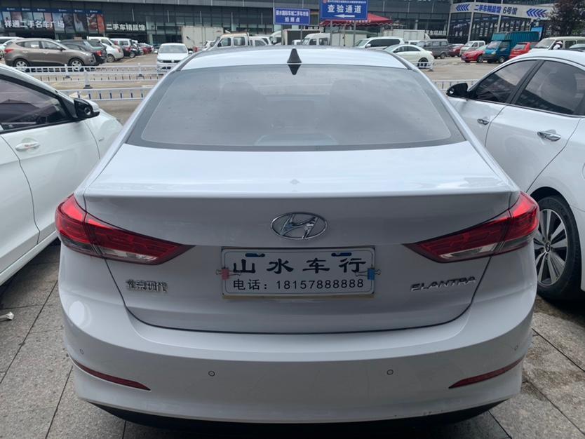 現(xiàn)代 領(lǐng)動  2019款 1.5L CVT智炫?精英型圖片