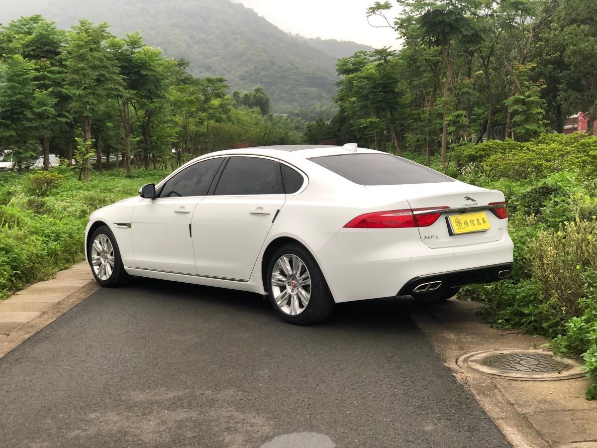 2018年1月捷豹 xfl  2018款 xfl 2.0t 250ps 豪华版