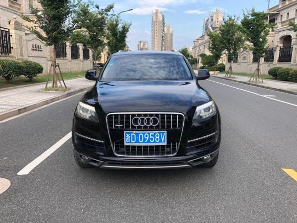 奥迪 奥迪Q7  2013款 35 TDI 领先型