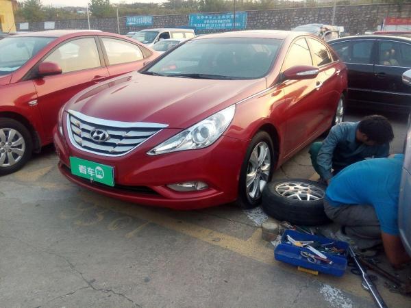 【南京】2010年10月 现代 索纳塔 2.0 top 顶级型 自动档