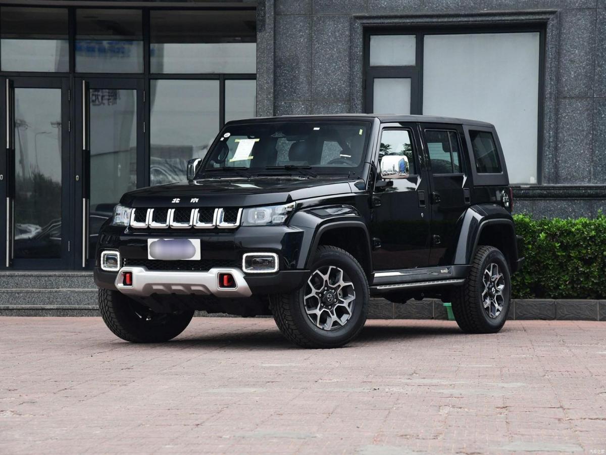 合肥2019年11月北京bj402019款plus23t自动四驱尊享版国vi黑色自动档