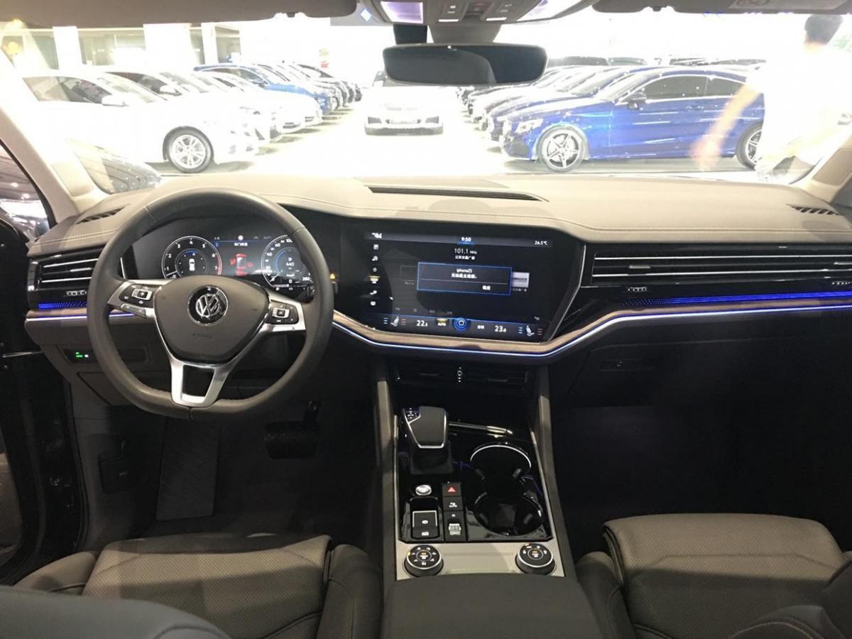 【苏州】2020年6月 大众 途锐 2020款 3.0tsi 锐享版 国vi 手自一体