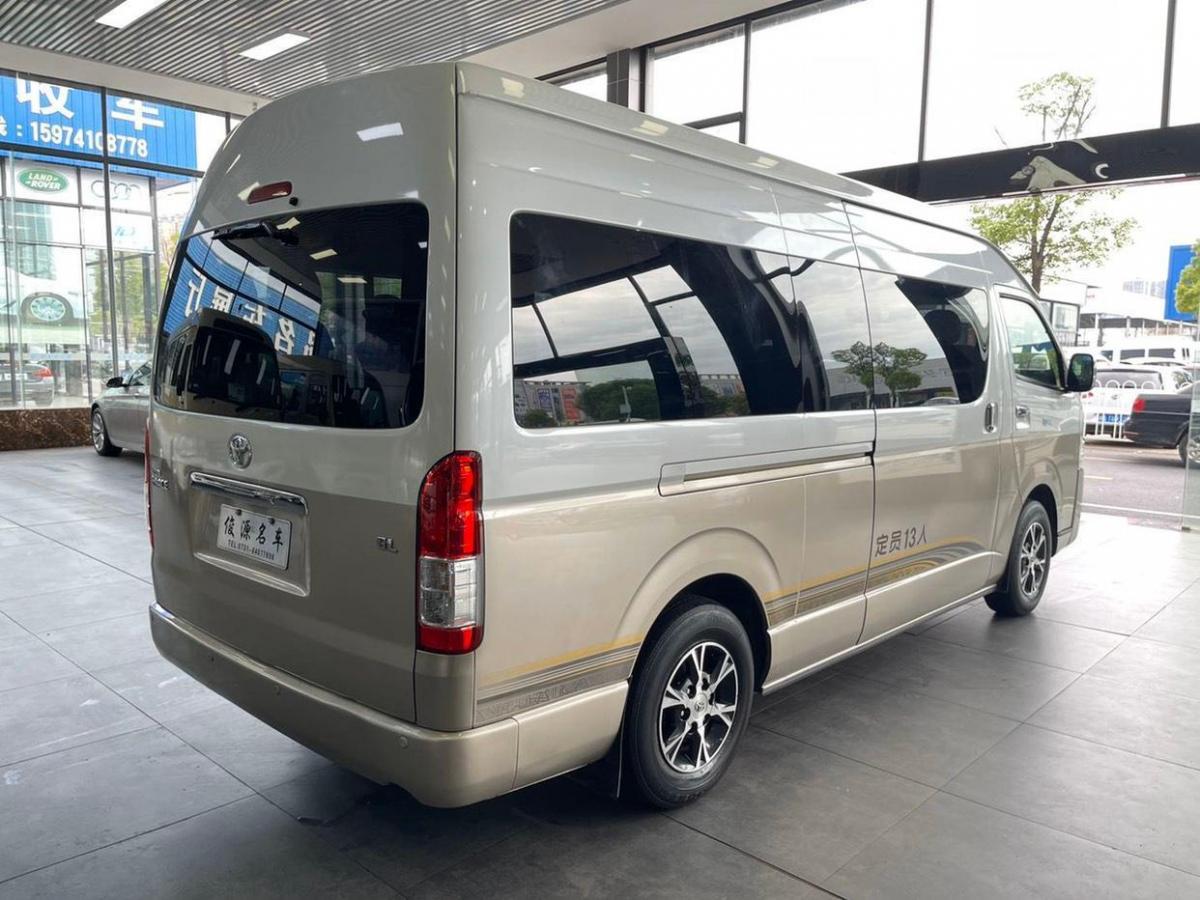 【长沙】2016年4月 丰田-海狮 13座自动挡汽油2.7l 自动档