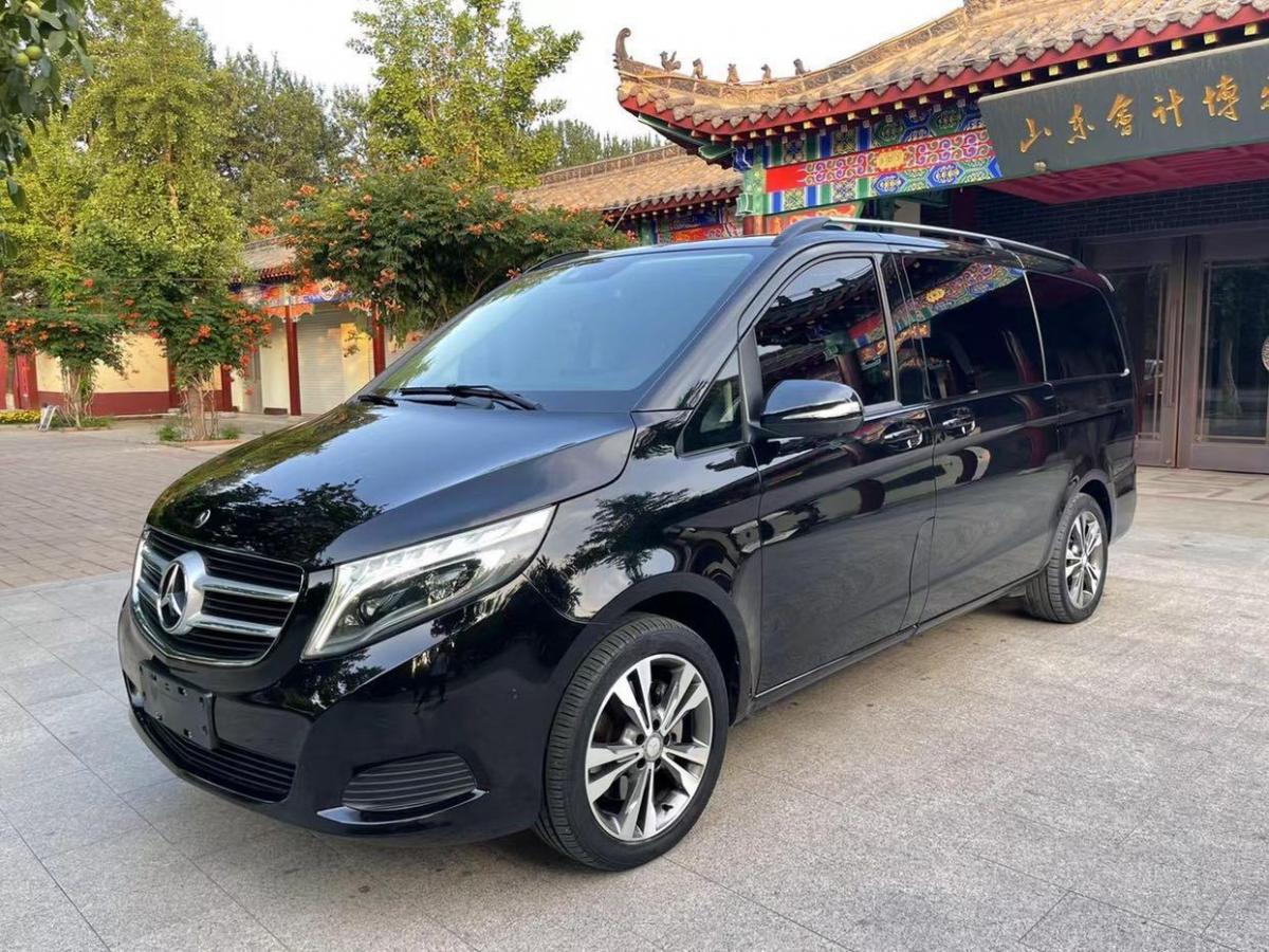 【潍坊】2016年12月 奔驰v级 2016款 v 260 尊贵版 手自一体