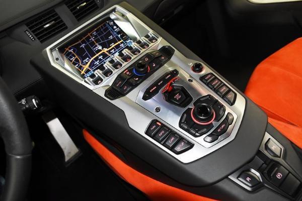 2013年5月兰博基尼aventador2013款lp700450周年纪念版