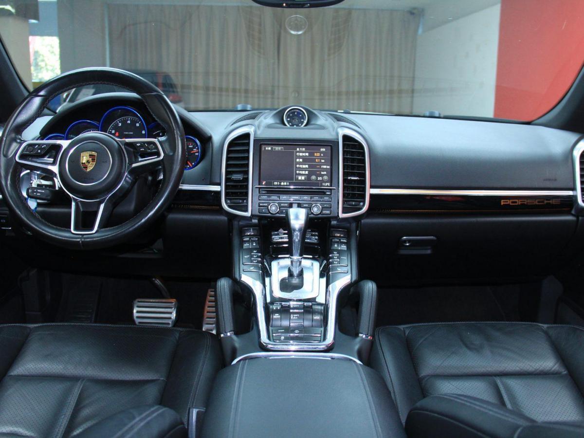 保时捷 cayenne  2015款 cayenne 3.0t图片