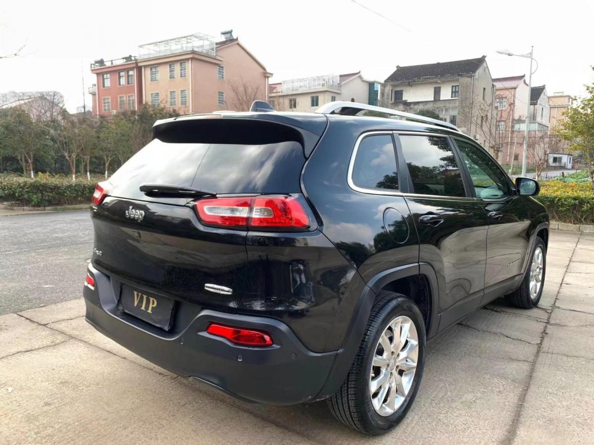 jeep 自由光  2014款 2.4l 精锐版图片
