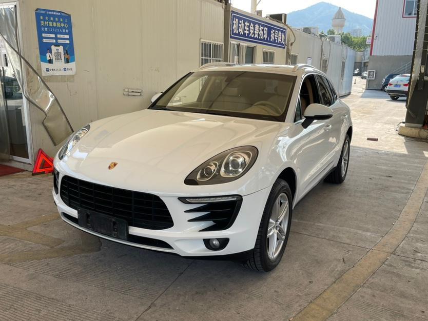 保时捷 macan  2014款 macan 2.0t图片
