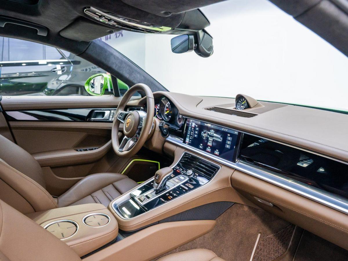 保时捷 panamera新能源  2017款 panamera 4 e-hybrid 行政加长版 2.
