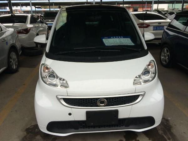 smart fortwo smart fortwo 2014款 1.0 MHD 硬顶城市光波激情版