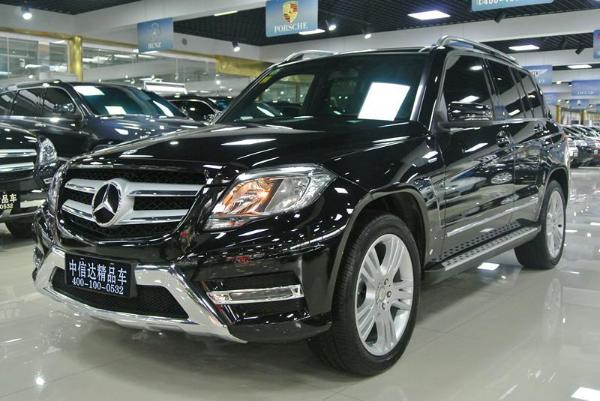 奔驰 奔驰GLK级  2015款 GLK260 4MATIC 2.0T 动感型 极致版